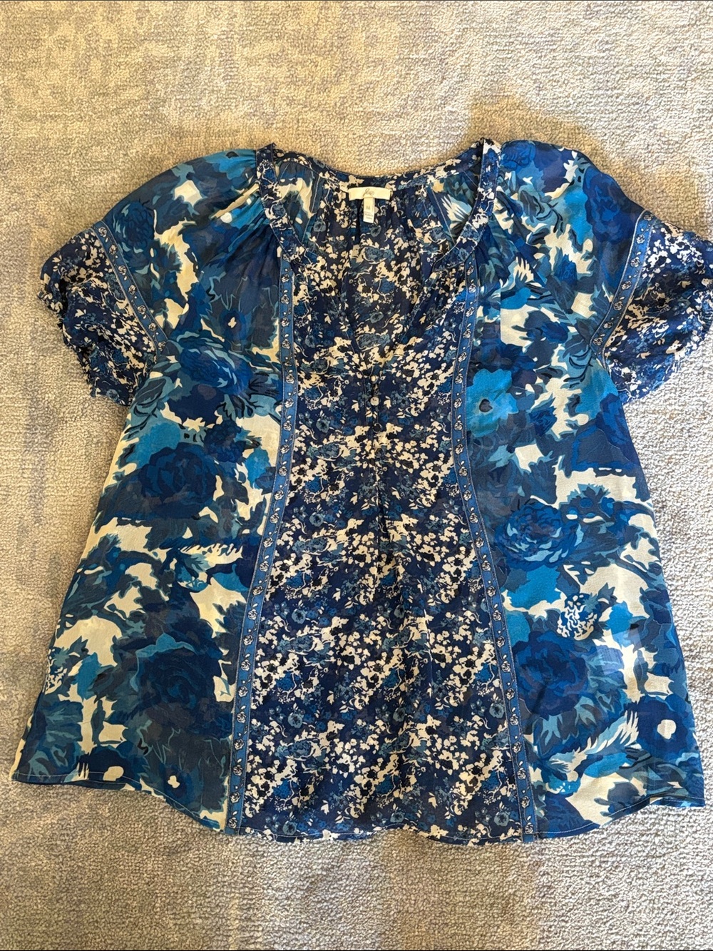 Joie Silk Blue Floral Mixed-Pattern Short Sleeve Blouse
